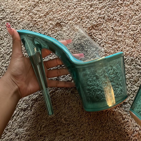 These are 8 inch heels from Fashion Nova - Picture 3 of 4